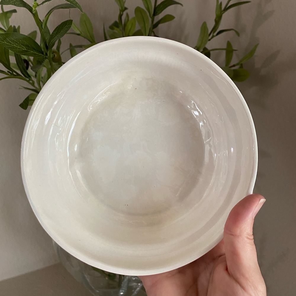 Vintage USA Rare Unique Pottery Covered Dish Leaf Design Gold Trim - Picture 10 of 16
